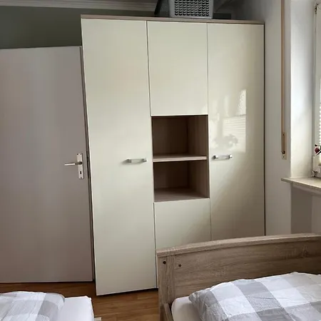 Fewo-city Apartment *